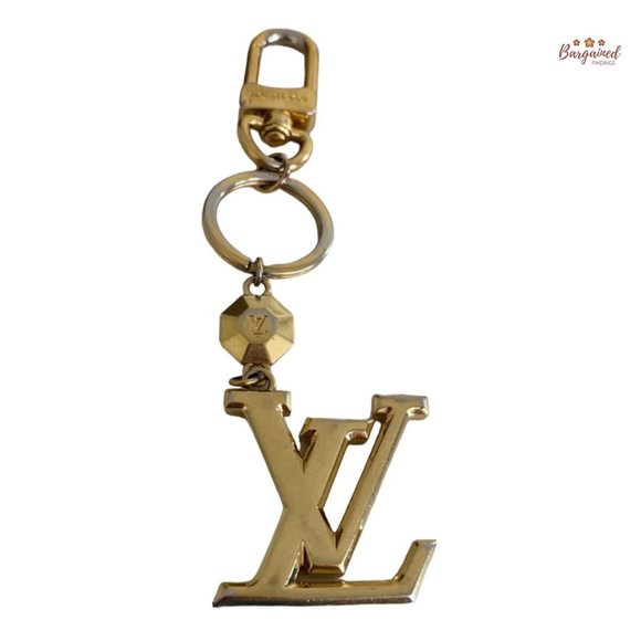Authentic LOUIS VUITTON Gold LV Facettes Bag Charm & Key Holder - Picture 1 of 13